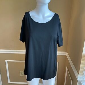 Women’s East 5th Black Short Sleeve Blouse